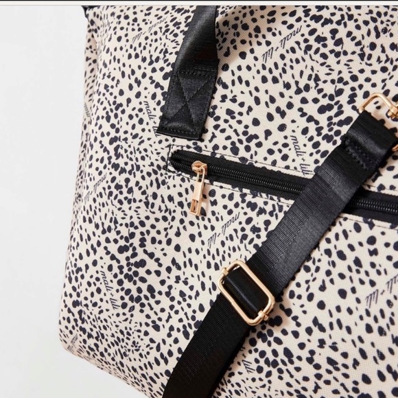 NWT Mali-Lili Weekender Bag - Picture 5 of 6